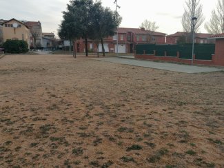 Taradell - Comença la construcció d'un nou parc infantil davant de l’Escola d'Arts L’Arpa