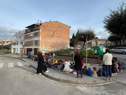 Taradell commemora el Dia Mundial de la Infància