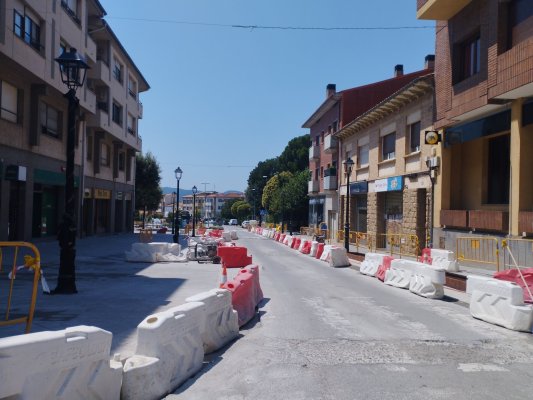 Dilluns i dimarts tallaran l'accés al nucli urbà per les obres d'asfalt a la cruïlla del pg. Domènec Sert i la ctra. Mont-rodon