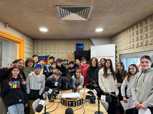 ÀUDIO. Primer 'Instinews' del curs amb els alumnes de l'Institut